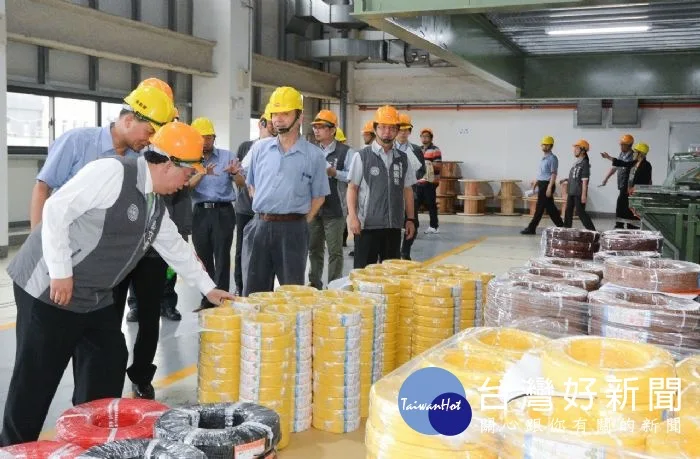 參訪太平洋電線電纜楊梅新廠 鄭文燦：加深對台灣工業發展的瞭解